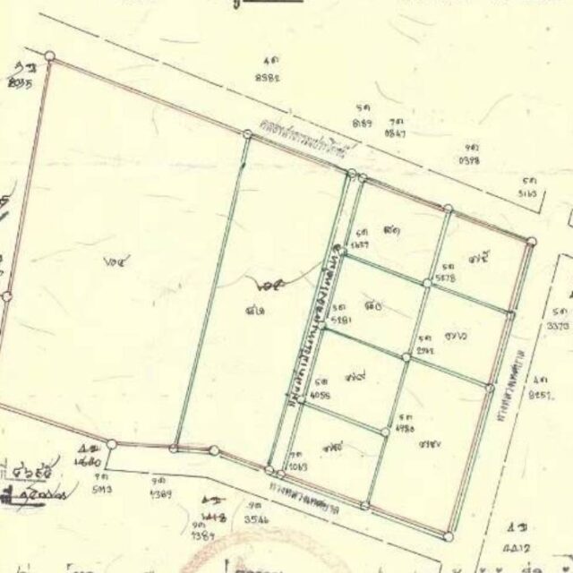 L003 芭堤雅凤凰高尔夫 22莱素坤逸路旁的土地 35,200平 总价1820万泰铢/莱