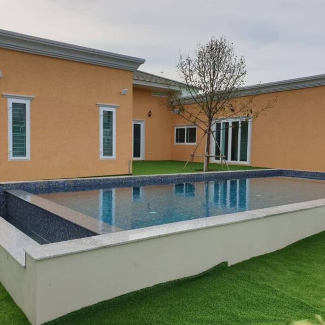R009 Pattaya East Private pool villa for rent 4 bedroom 340sqm price 57000 baht