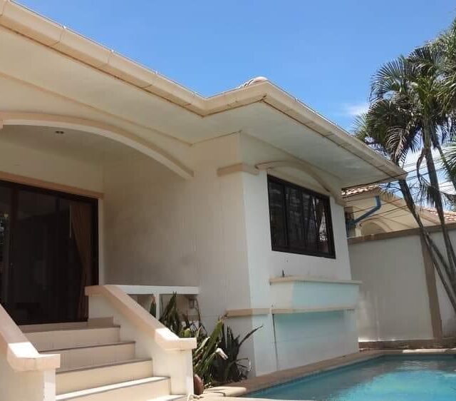 P053 Pool Villa Chaiyapruek Jomtien 3Bed 3Bath Rent 30000 Baht
